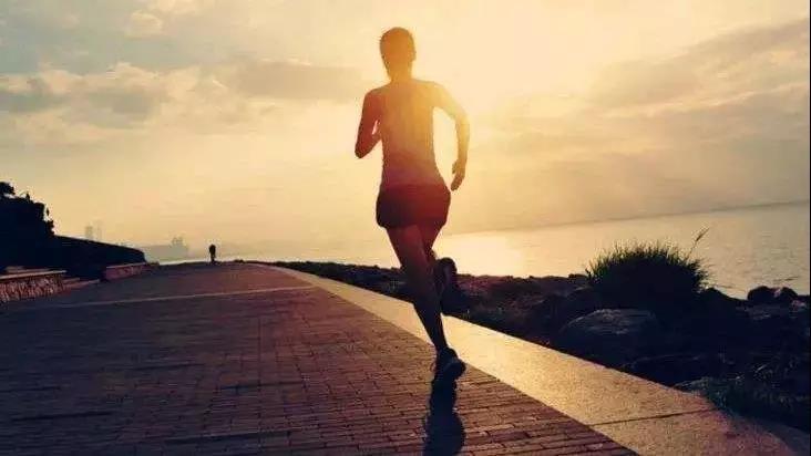 跑步后腿疼脚疼是怎么回事,跑步后腿脚痛如何缓解