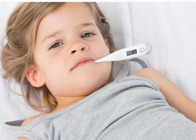 体温计你真的会用吗,老外会用水银体温计