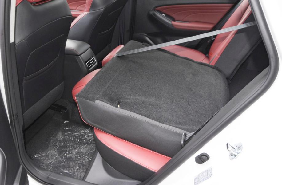 长安逸动plus1.4t蓝鲸版底盘多高,长安逸动plus底盘离地面多高