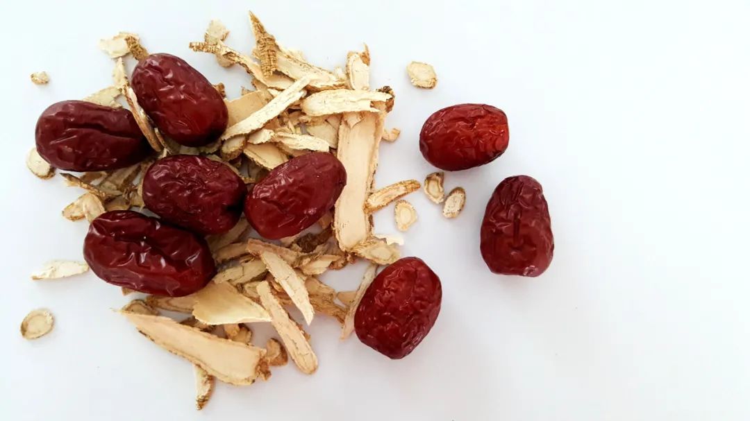 痛经别只会喝热水这几点也要做好,缓解痛经先要留意这些小要点