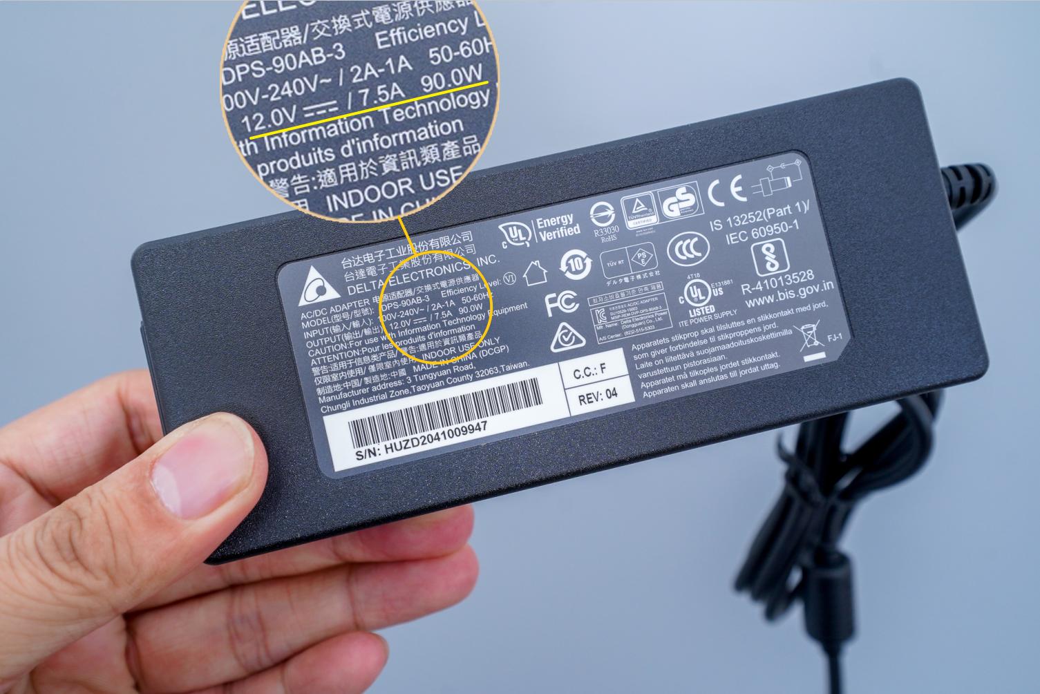 更适合家用的NAS:爱速特AS5304T体验测评,J41252.5GbE网口!