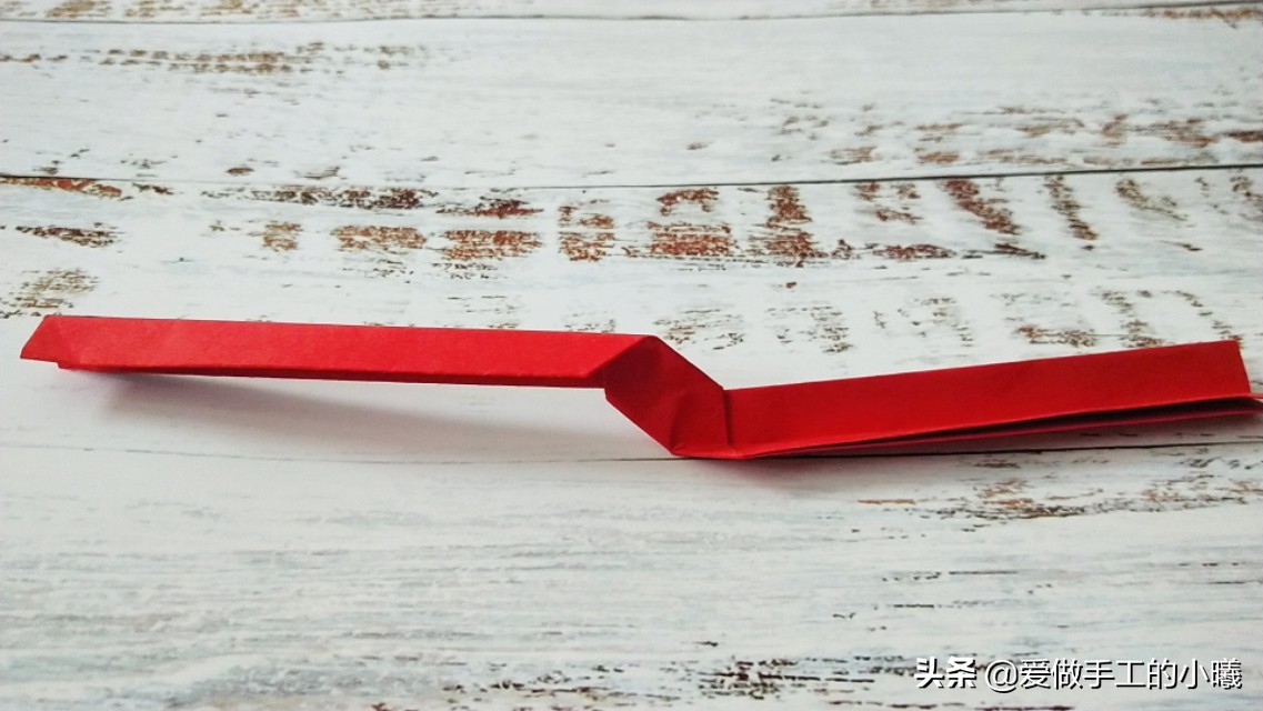 怎么折十字飞镖扔出去还能飞回来,用a4纸怎么折简单的飞镖