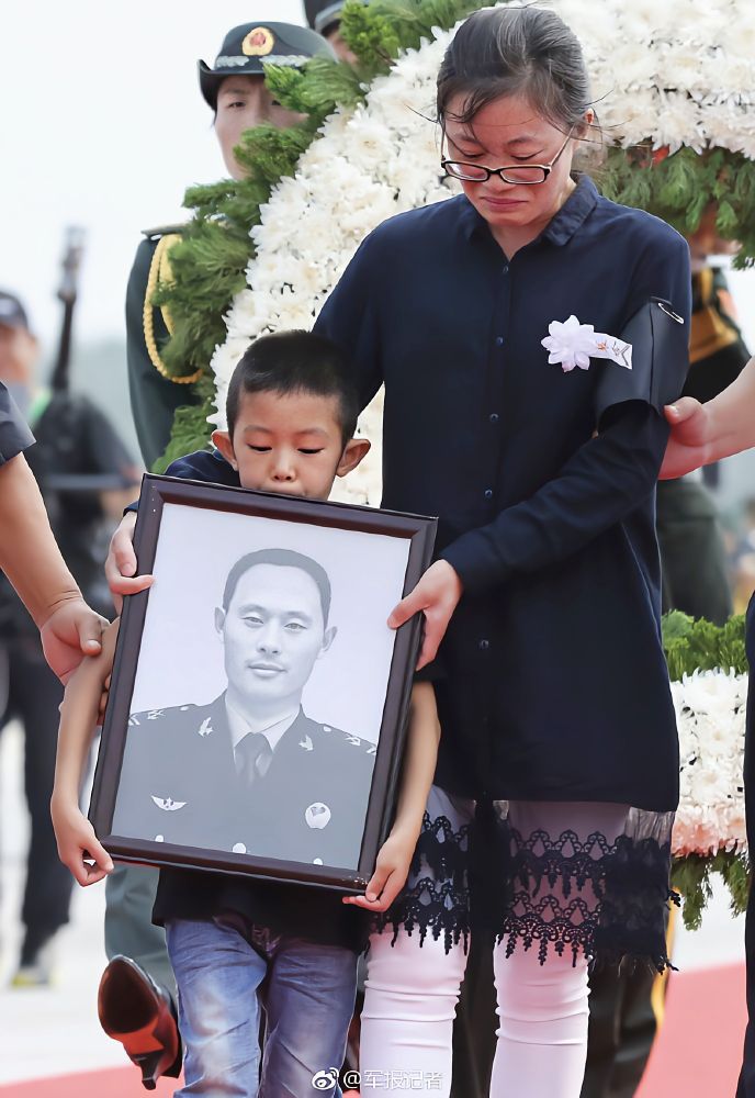 杨树朋烈士牺牲视频,神炮手杨树朋怎么牺牲的