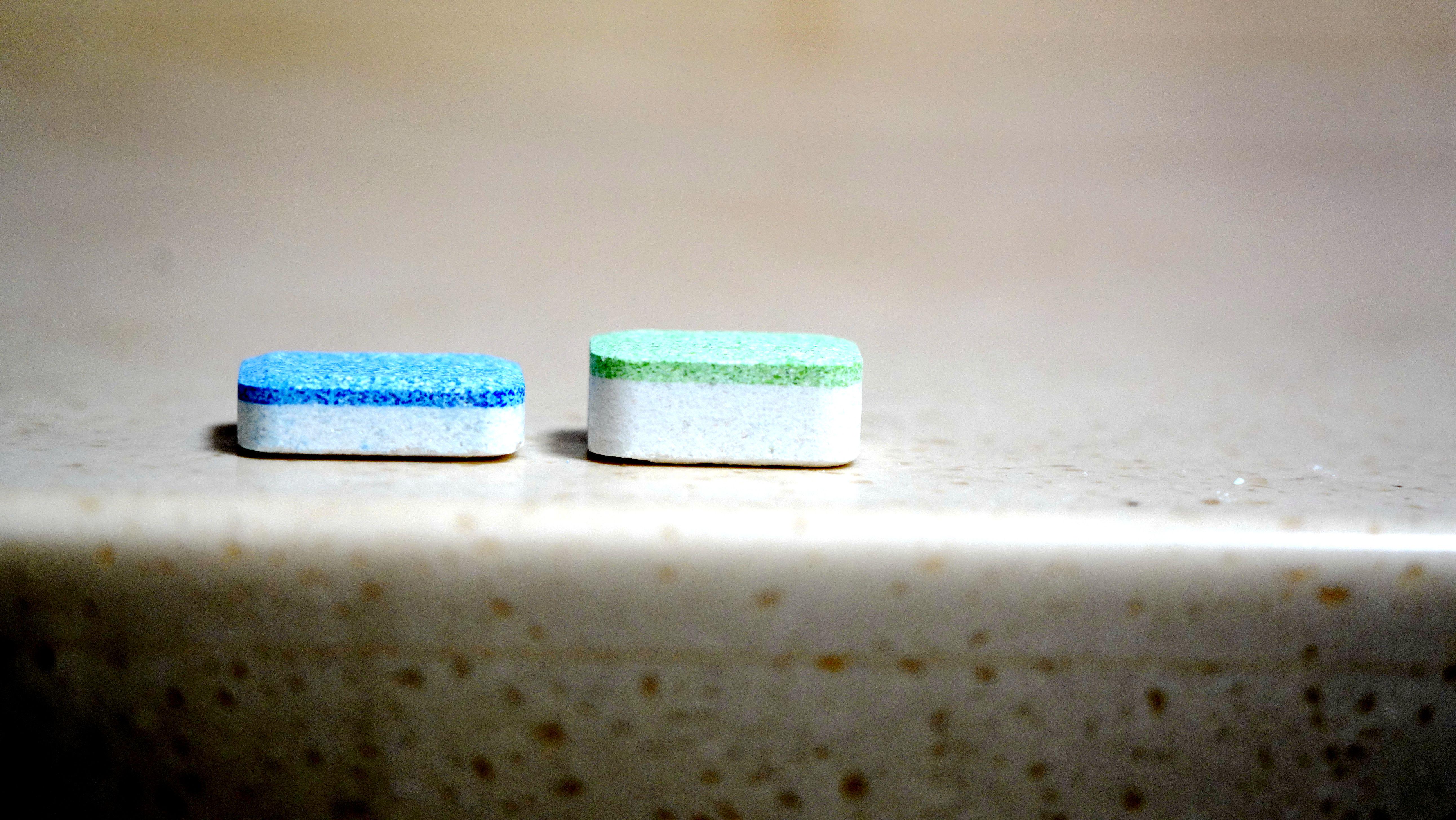 洗碗机水卫仕和立白哪个好,水卫仕洗碗块适合所有洗碗机吗