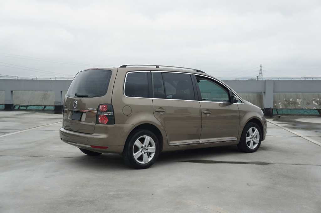 8万多的五菱神车,8.9万的车