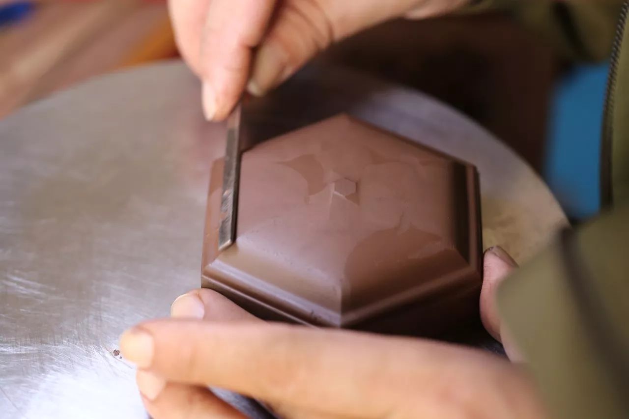 为什么六方壶比圆壶贵,小壶为什么比大壶贵