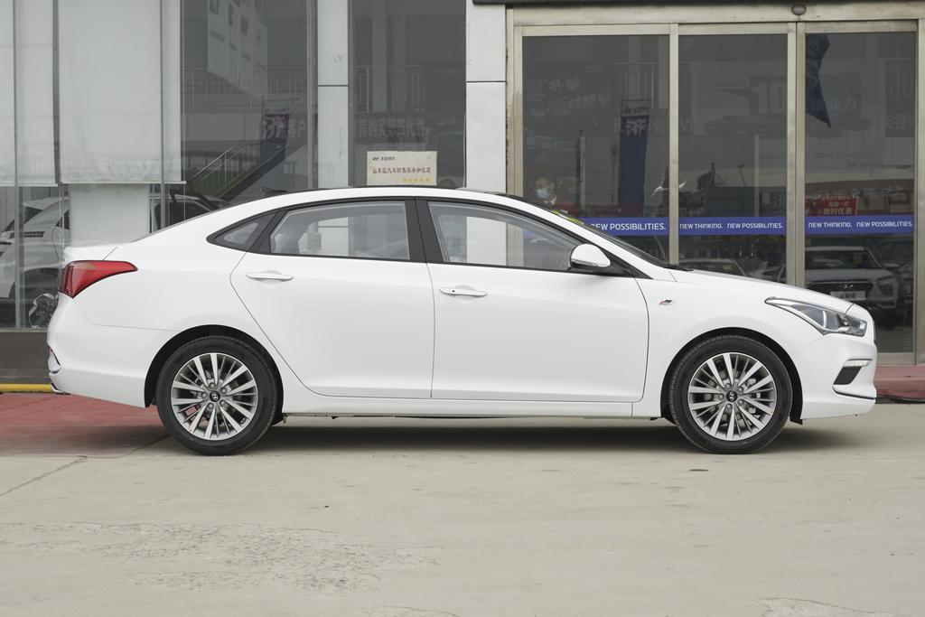 现代名图是b级入门车,保值率高紧凑型车排名