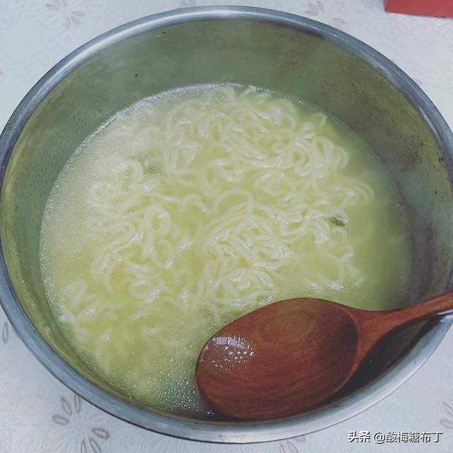 日本泡面哪一种最好吃,日本十大最好吃的泡面