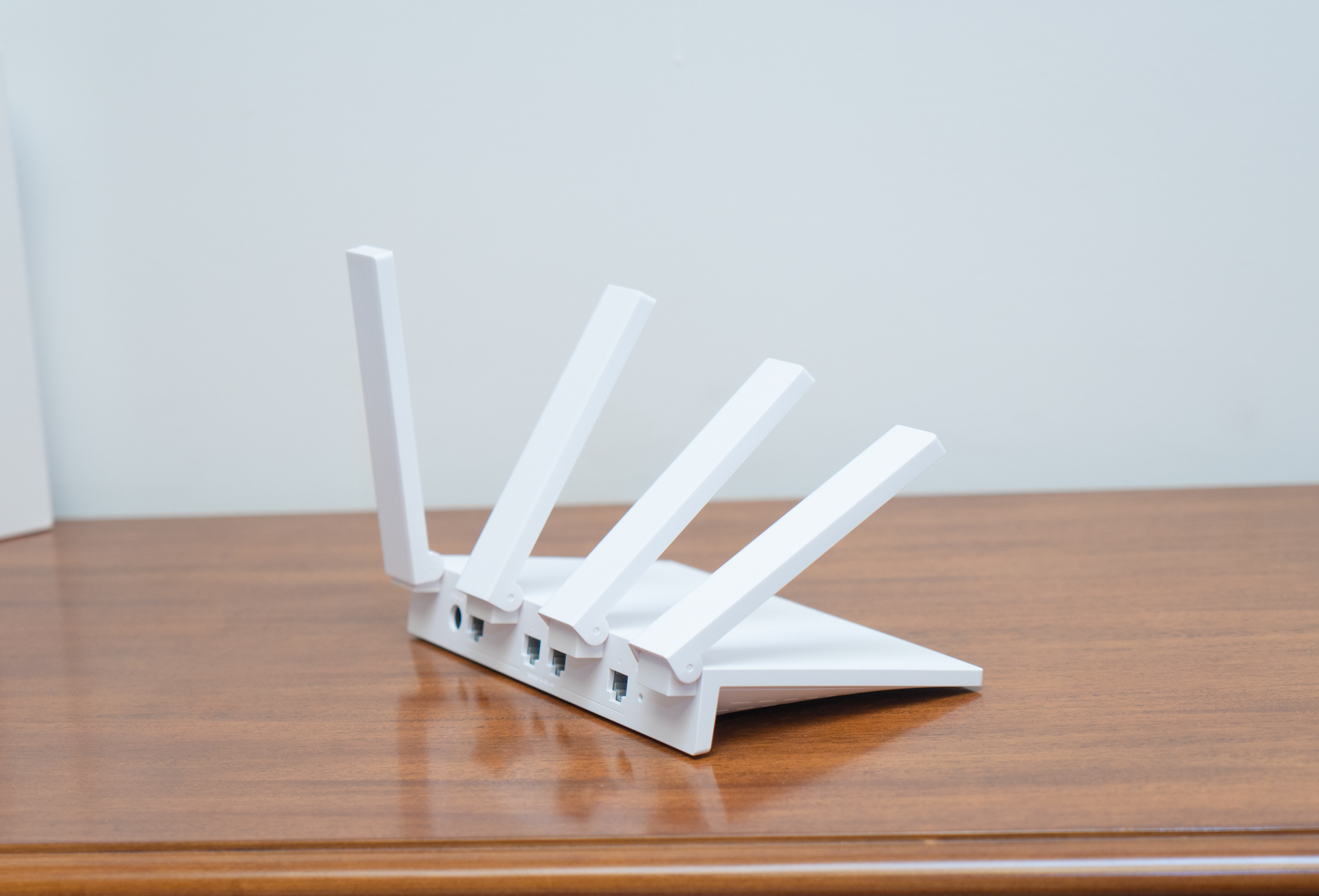 华为路由器ws5200四核版详细介绍,华为路由器ws5200四核版横向对比