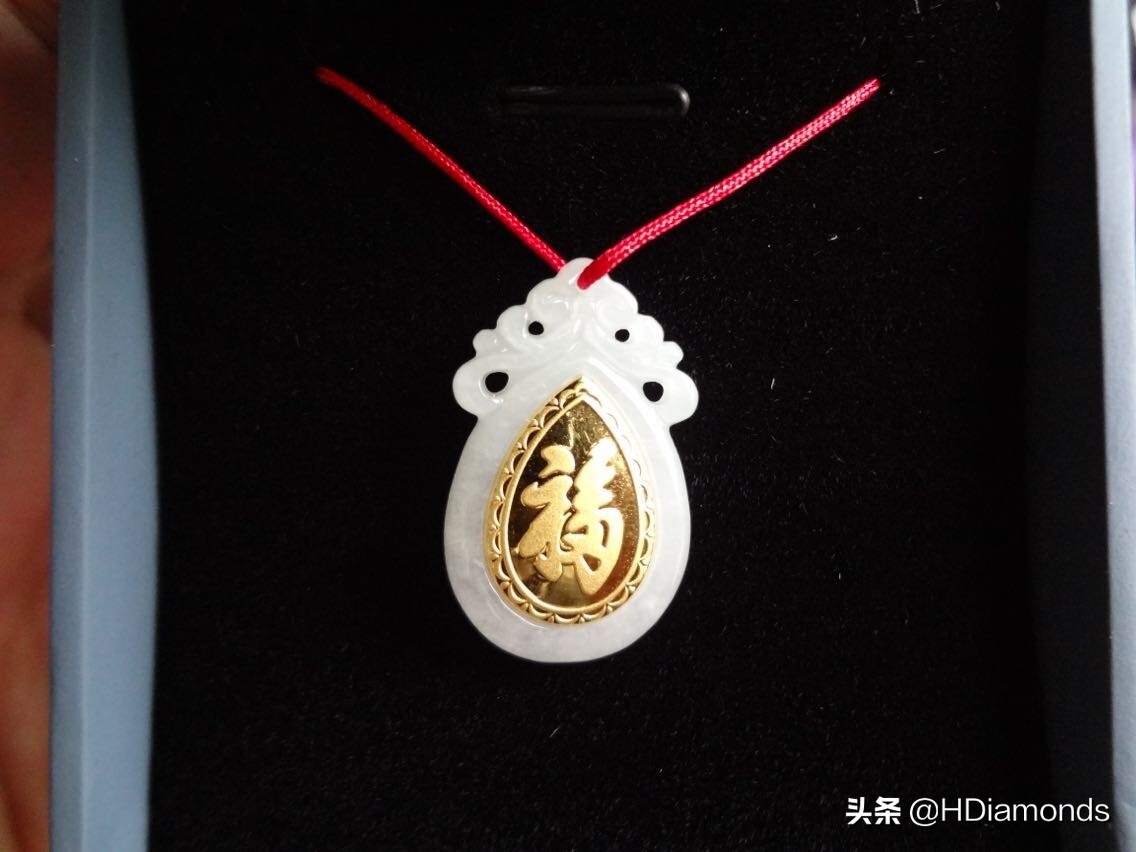 女人尽量少戴这3种“首饰”,女人戴几件首饰最适合