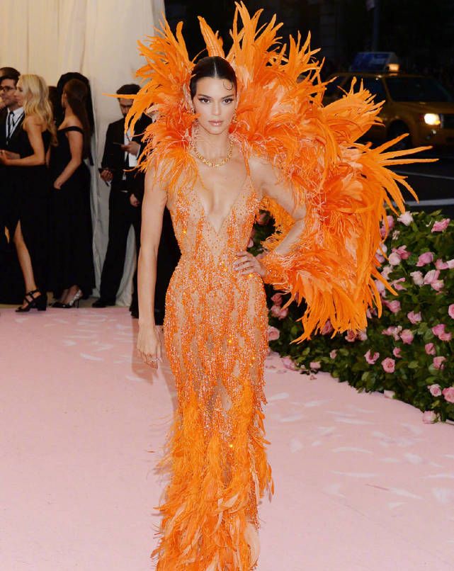 艳压红毯,美艳绝伦的红毯造型