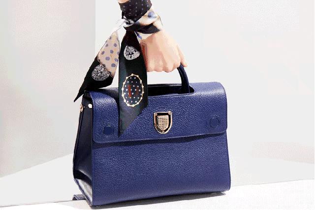 穿衣服打结小技巧,衣服打结穿搭技巧