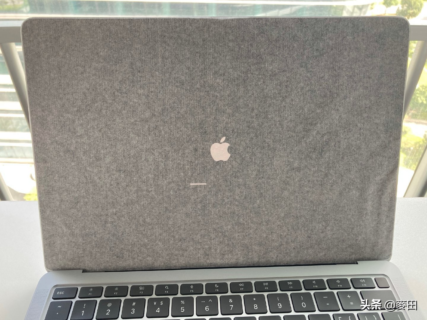 现在买macbookM1芯片合适吗,现在买macbookairm1的电池
