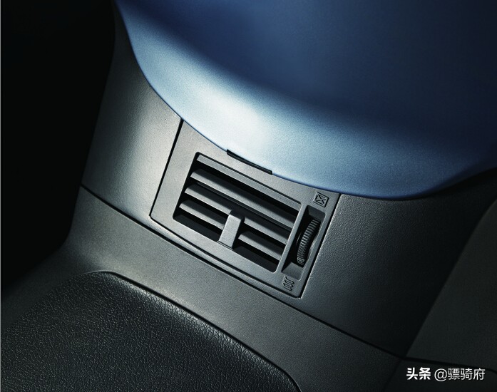 tr400cc踏板车,铃木汉堡人400cc踏板车