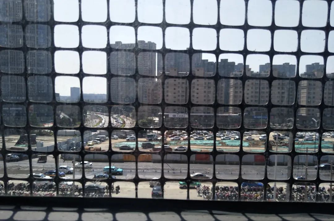 关门转让实体店,徐州商场撤场不让撤怎么办