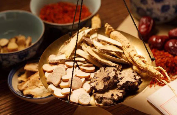 女子肾衰6年，中医用健脾益肾药方肌酐稳定，预防尿毒症这样饮食