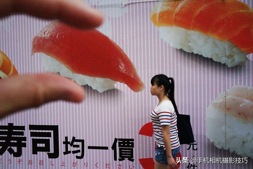 他被称为香港街拍之王：每一张照片都难以复制，诀窍在哪？