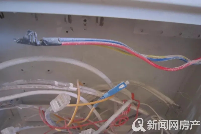 济南春江郦城验房,济南龙湖春江郦城房屋墙体开裂