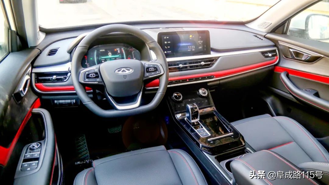 都说奇瑞长进很大,体验瑞虎7后有很多感触,不过还是有话要说