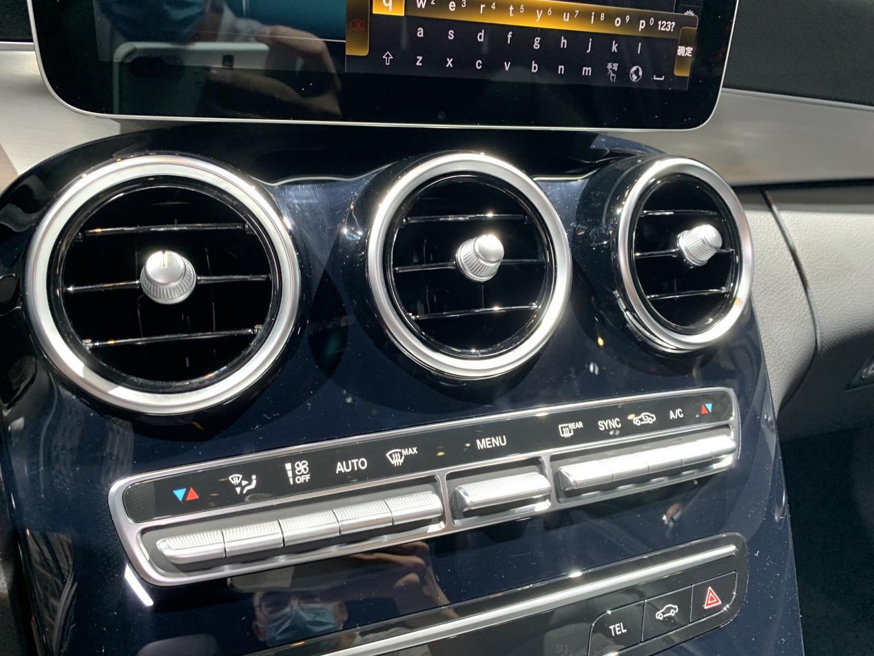 1.5T就卖30万,割韭菜还得是奔驰C级,评测C260