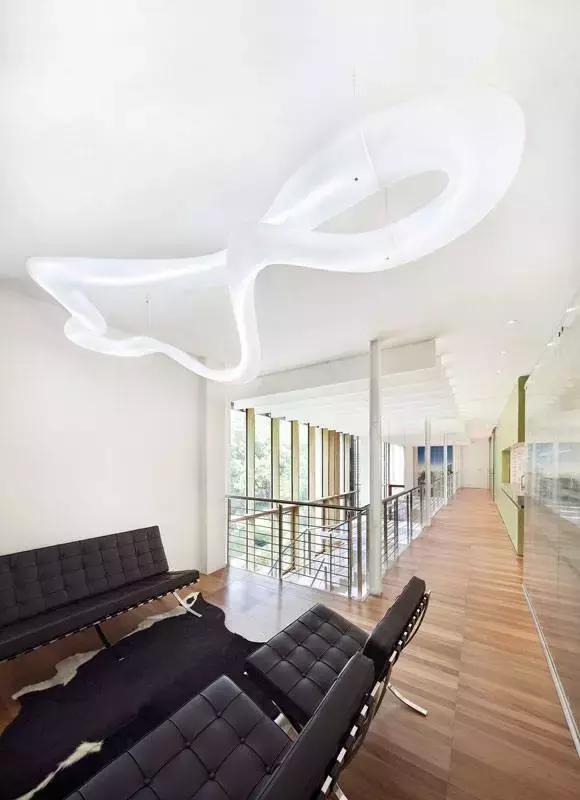 树脂材料的灯怎么样,树脂材料透光性