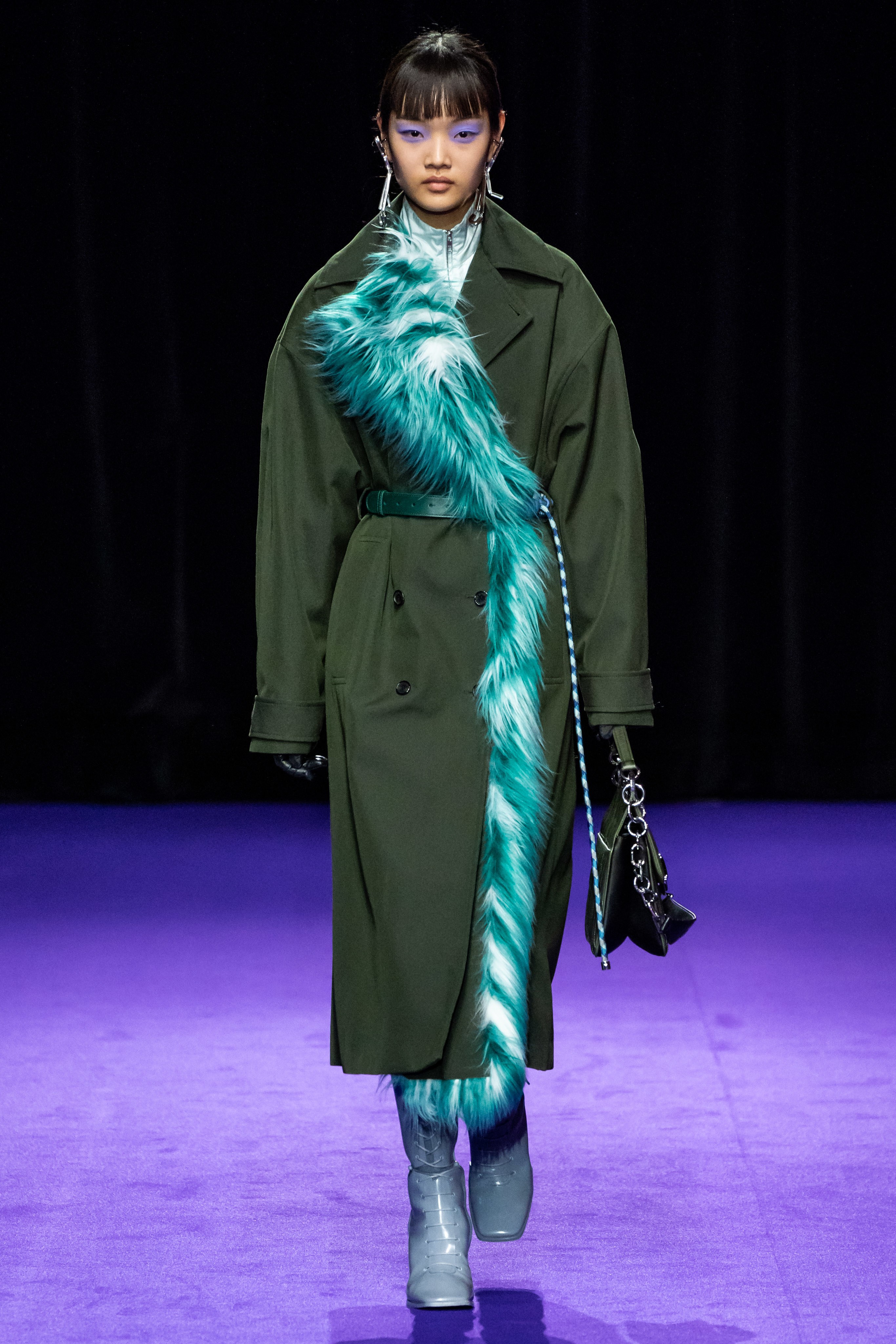 巴黎时装周kenzo,kenzo穿出时尚感