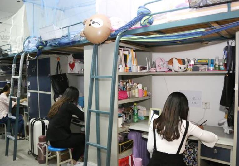 大学生活特别枯燥？不妨做这几件事确实很有意义，丰富自己的生活