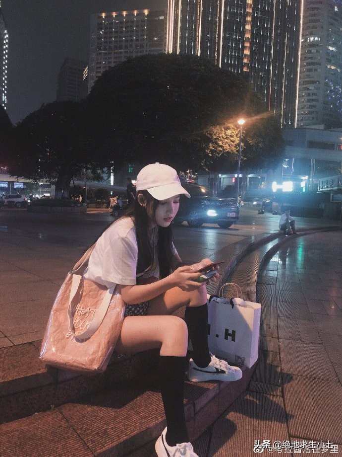 斗鱼小布丁女主播,斗鱼吃鸡女主播小布丁