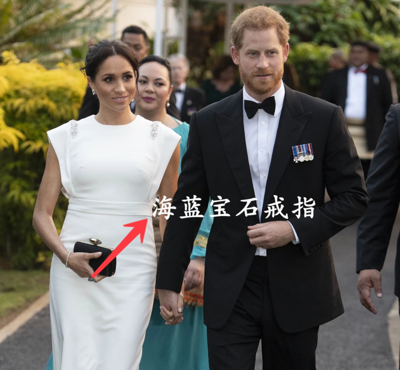 梅根戴卡地亚戒指,梅根个人珠宝