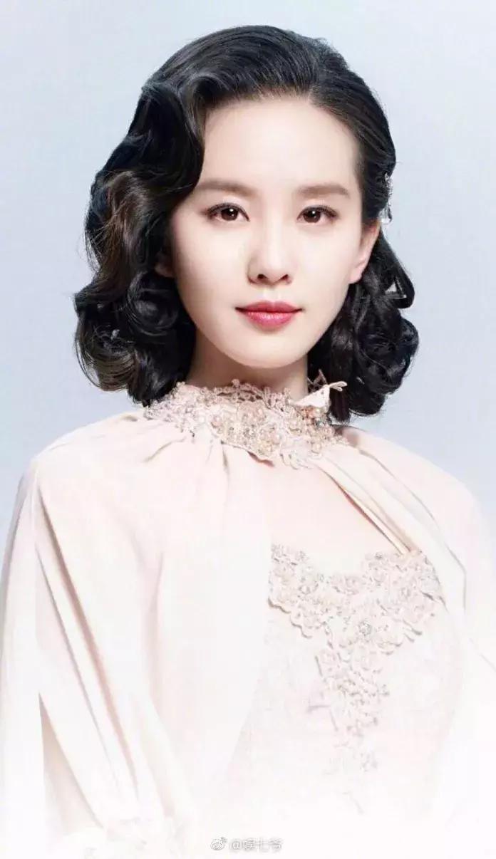 ps简单制作木刻效果,ps制作小图标黑白人物