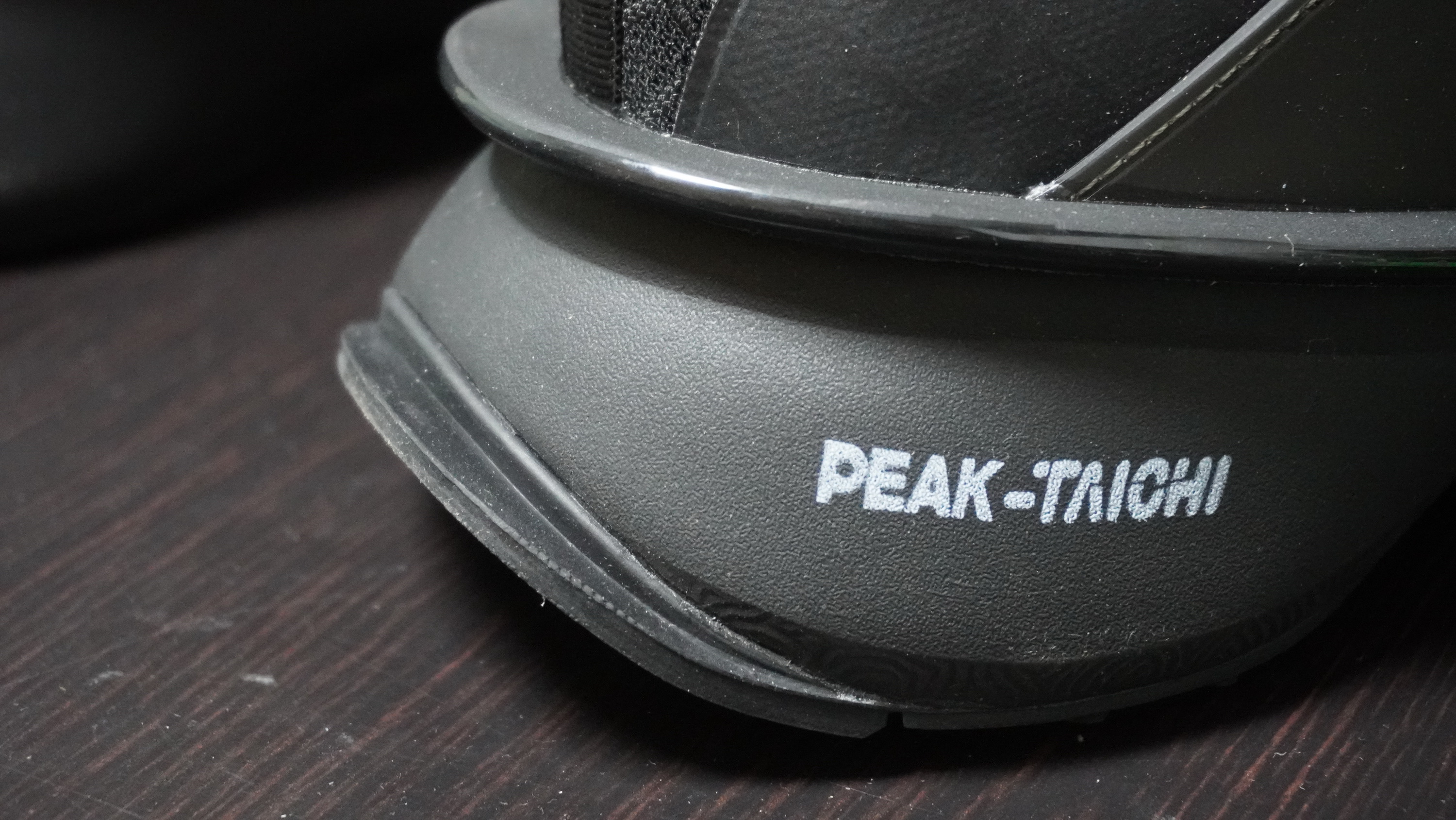 匹克态极2.0体测,匹克态极拖鞋试穿视频