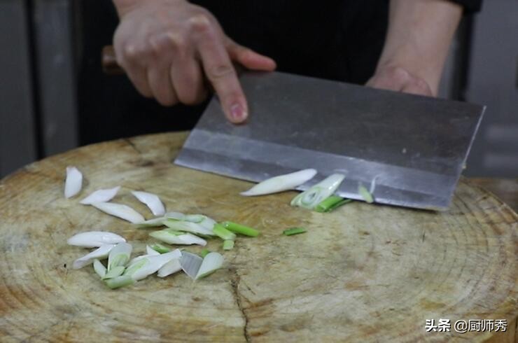 这12种切菜小技巧一定要收藏,掌握这些刀法,切什么菜都简单