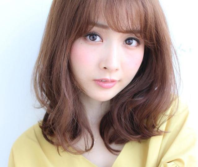 显脸小八字刘海发型推荐,最合适显脸小的刘海发型