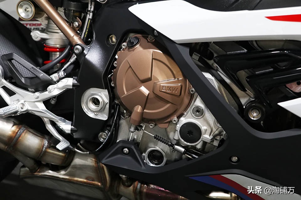 最新款宝马s1000rr沉浸式体验,宝马s1000rr新款跟老款选择