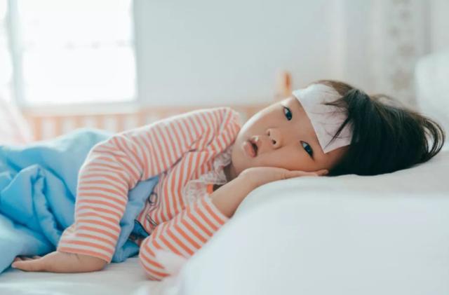 细菌感染发烧头孢吃几天,小孩细菌发烧吃头孢几天最好