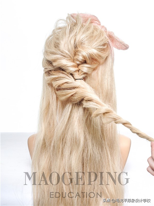 又可爱又欲的发型,又萌又显脸小的发型