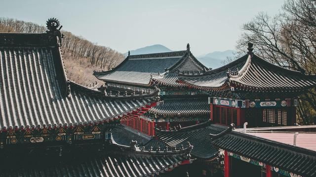 李白喝醉时写的最绝的一首诗,李白写得最夸张的一首诗