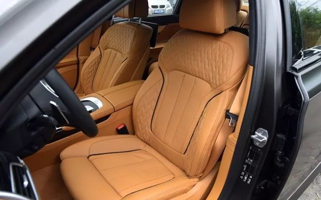 真皮座椅是全部真皮吗,荣放的真皮座椅是真皮吗