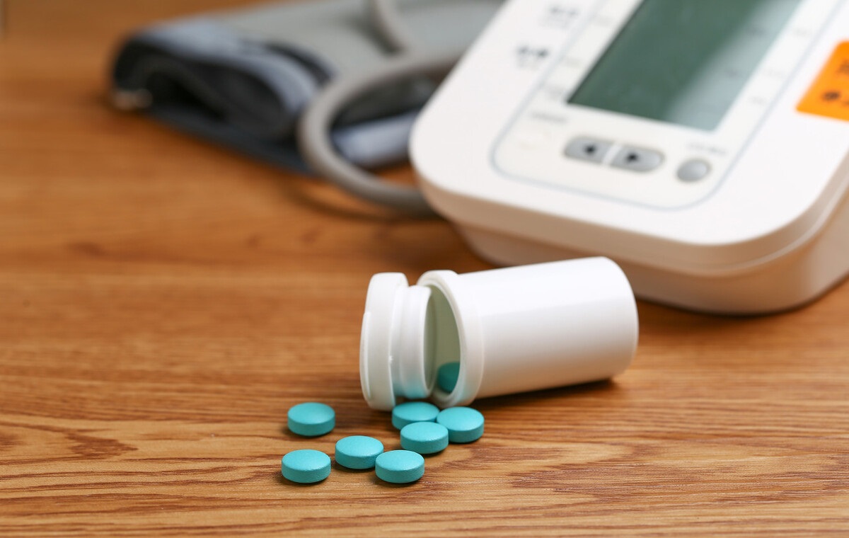 什么降压药药效好副作用少,什么降压药配伍效果好