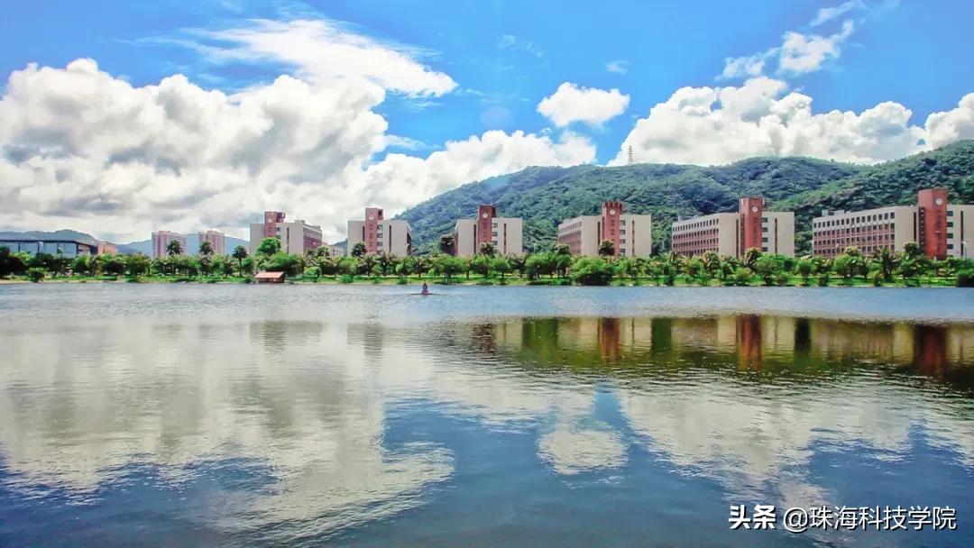 读一所校园环境和学习氛围全方位一流的大学是什么体验？