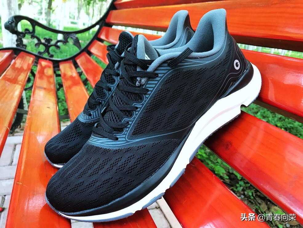 amazfit跑鞋小米羚羊轻户外跑鞋,华米amazfitbalance运动测评
