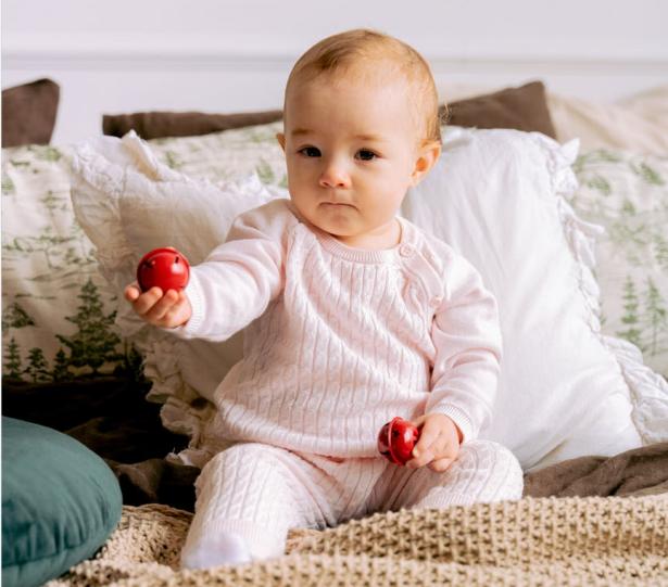 宝宝出生后带什么,2002年出生的人佩戴什么首饰