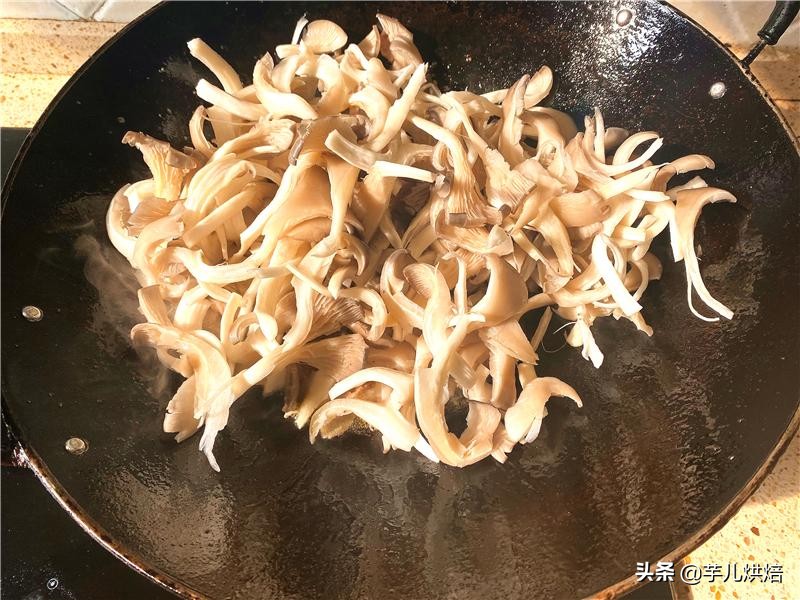 平菇肉片家常做法,平菇肉片做法教程