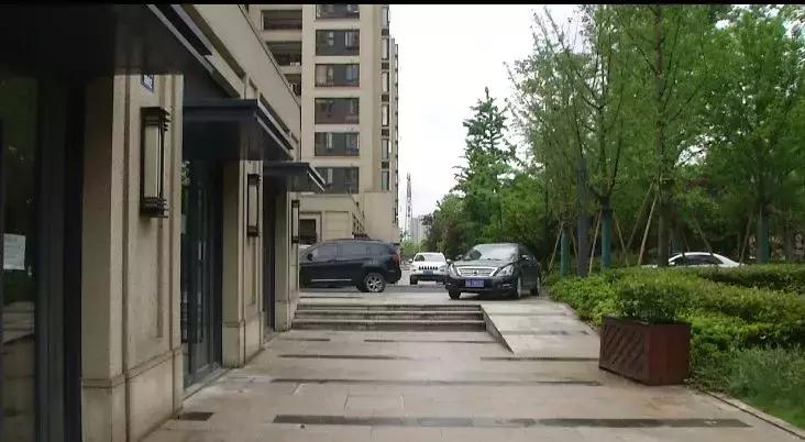 钀у北涓栫邯涔嬪厜涓囩,钀у北涓栫邯涔嬪厜缁存潈浜嬩欢