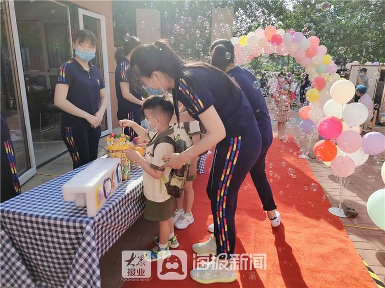 幼儿园开学小神兽们,幼儿园的神兽们开学