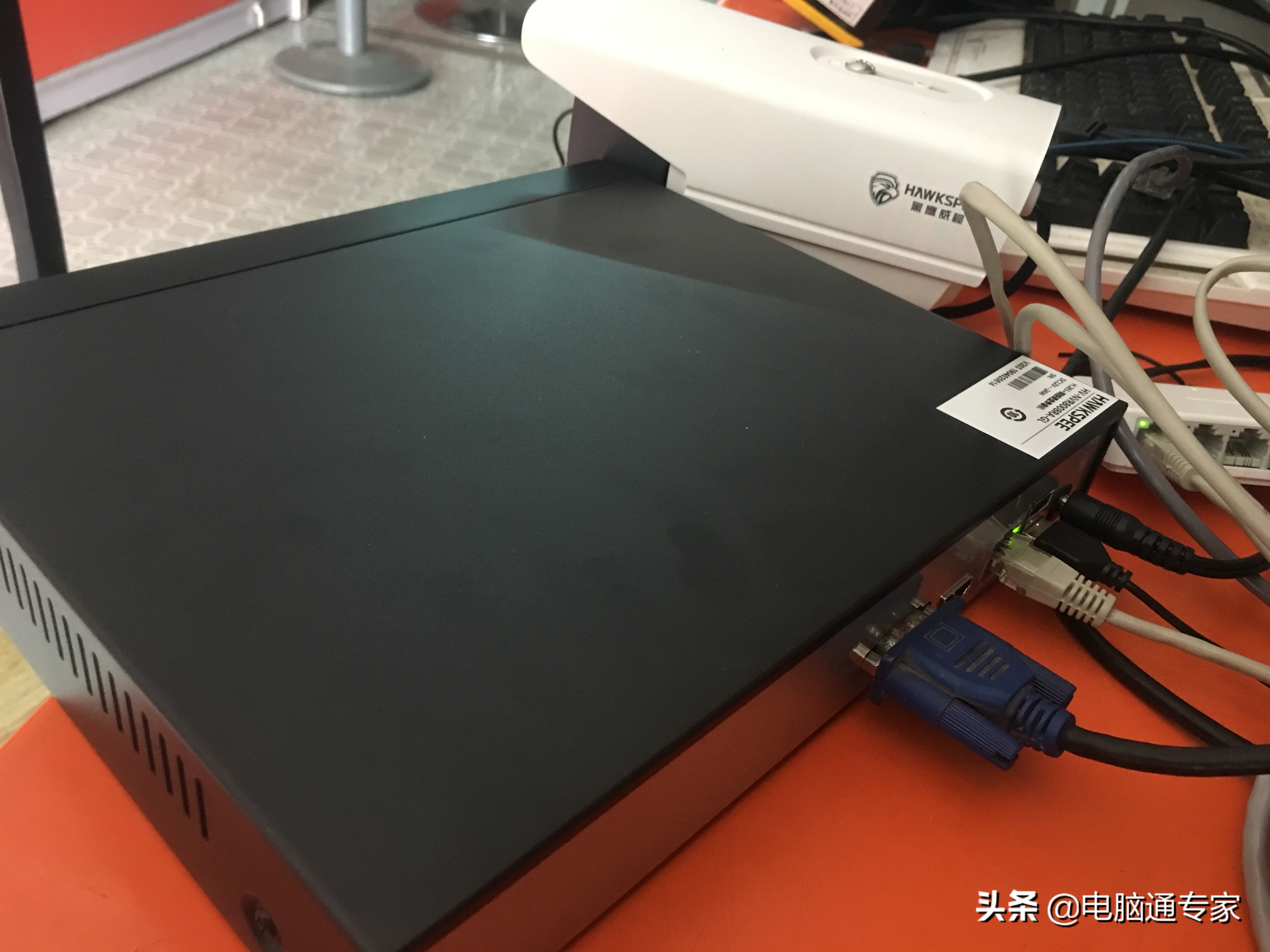 如何安装行车记录仪24小时监控,怎样安装家用监控并且连手机