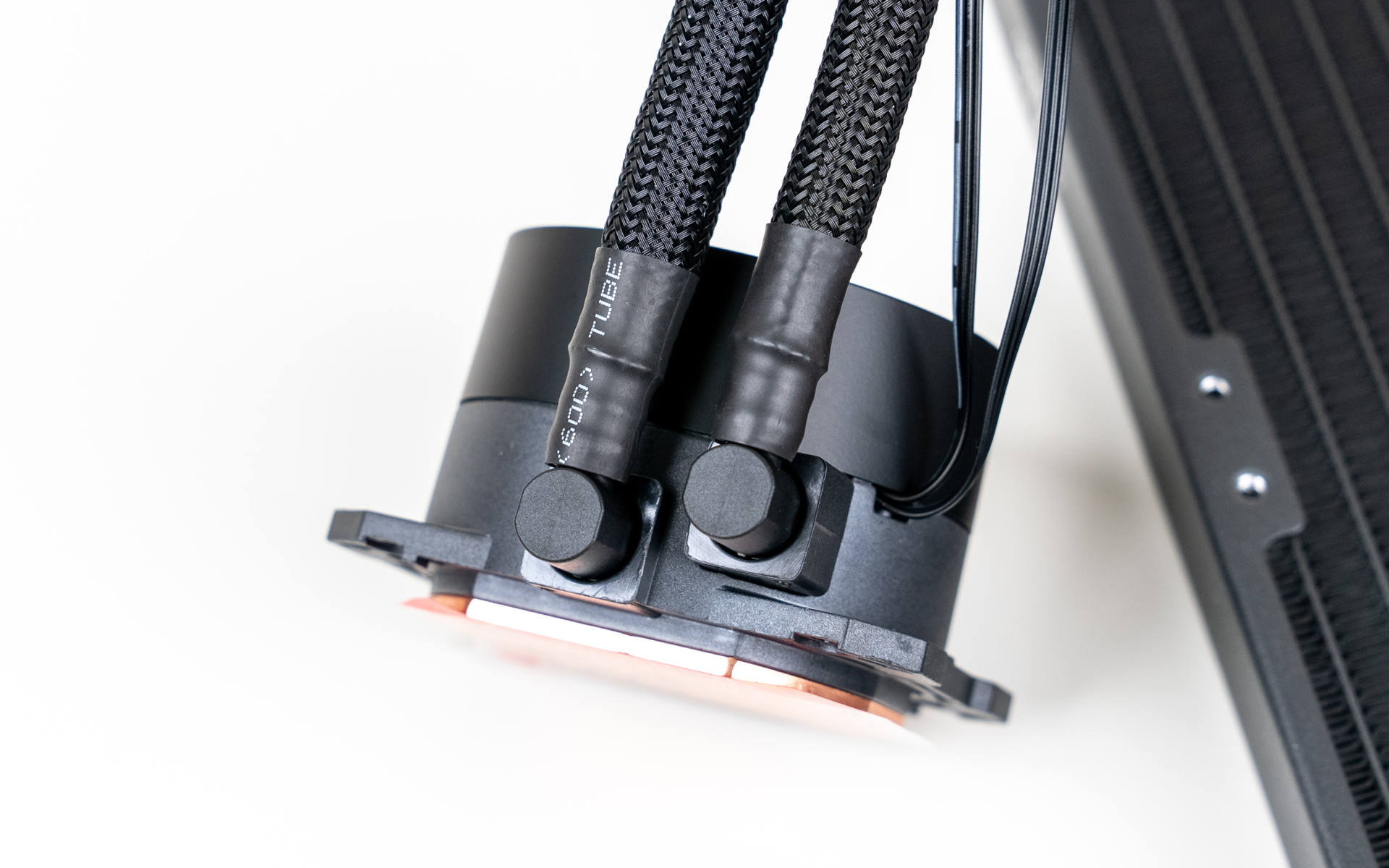 酷冷至尊冰神240压11代cpu,酷冷至尊冰神b360功耗