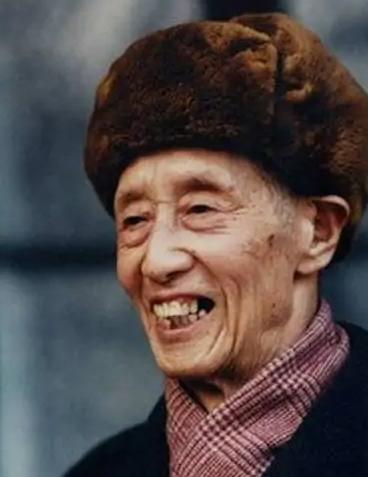 晚上游四方,游四方下联