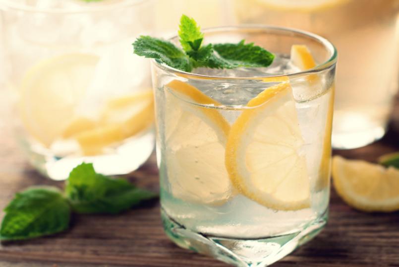 洗澡要怎么洗才能让皮肤变白,怎样才能让皮肤快速变白小学生