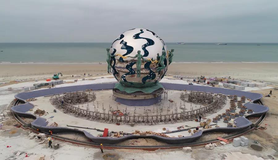 档次提升！北海新“潮”雕初见规模，台阶向海延伸呈现波浪形